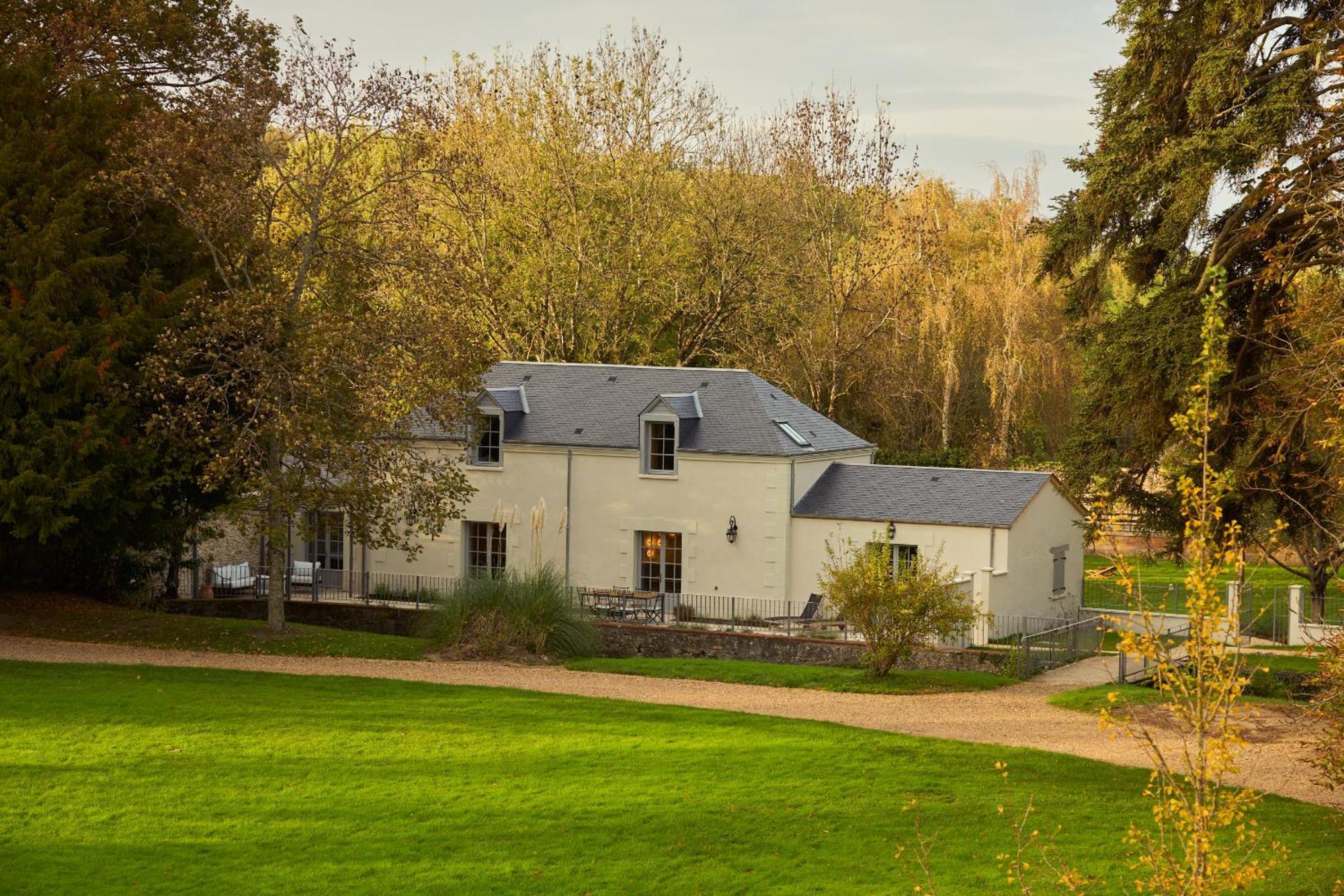 Domaine De La Commanderie De Ballan Exterior foto